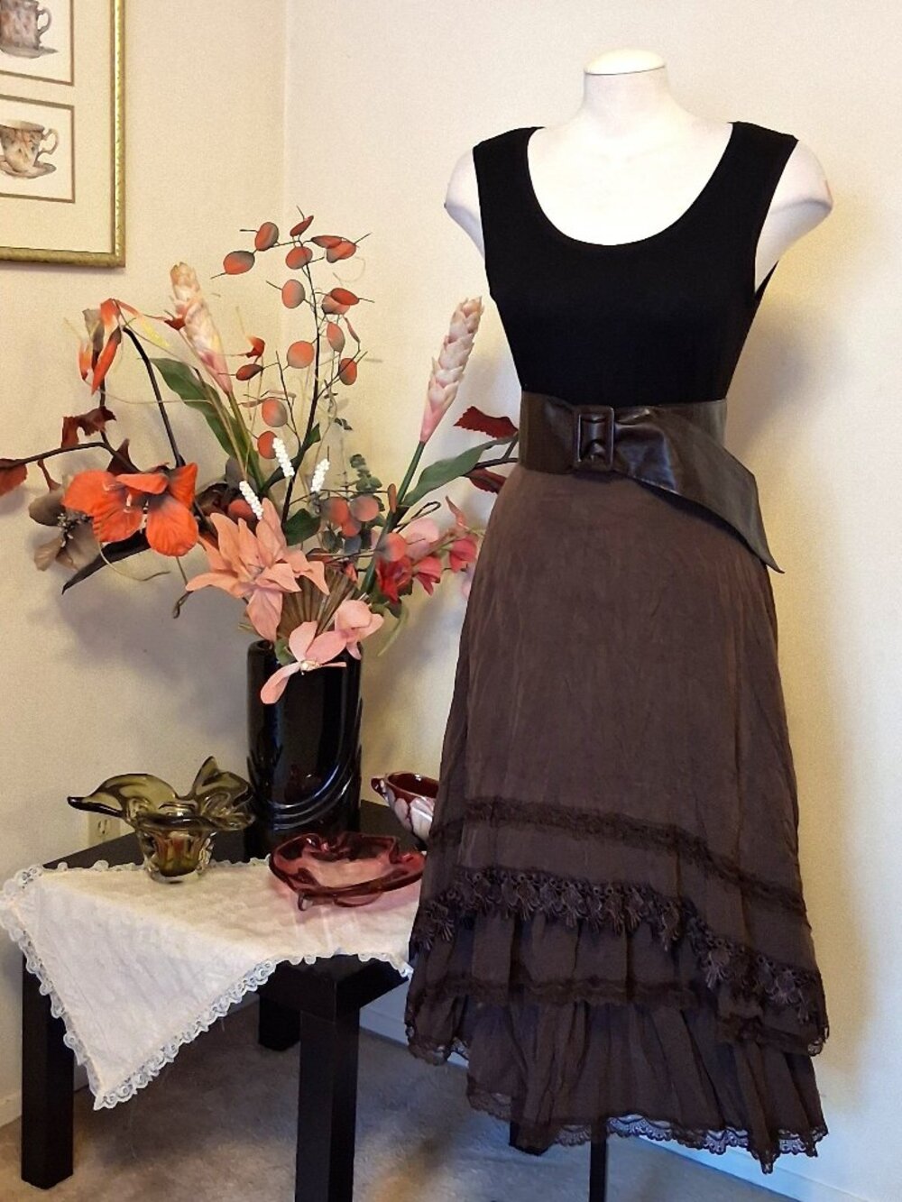 New Unique Lace Design High Quality Brown Ruffle Tiered Lined Midi Skirt 12